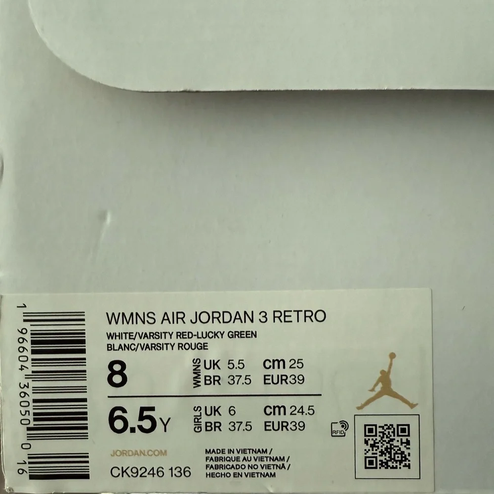 100% AUTHENTIC Wmns Air Jordan 3 Retro 'Lucky Green' - Picture 15 of 15